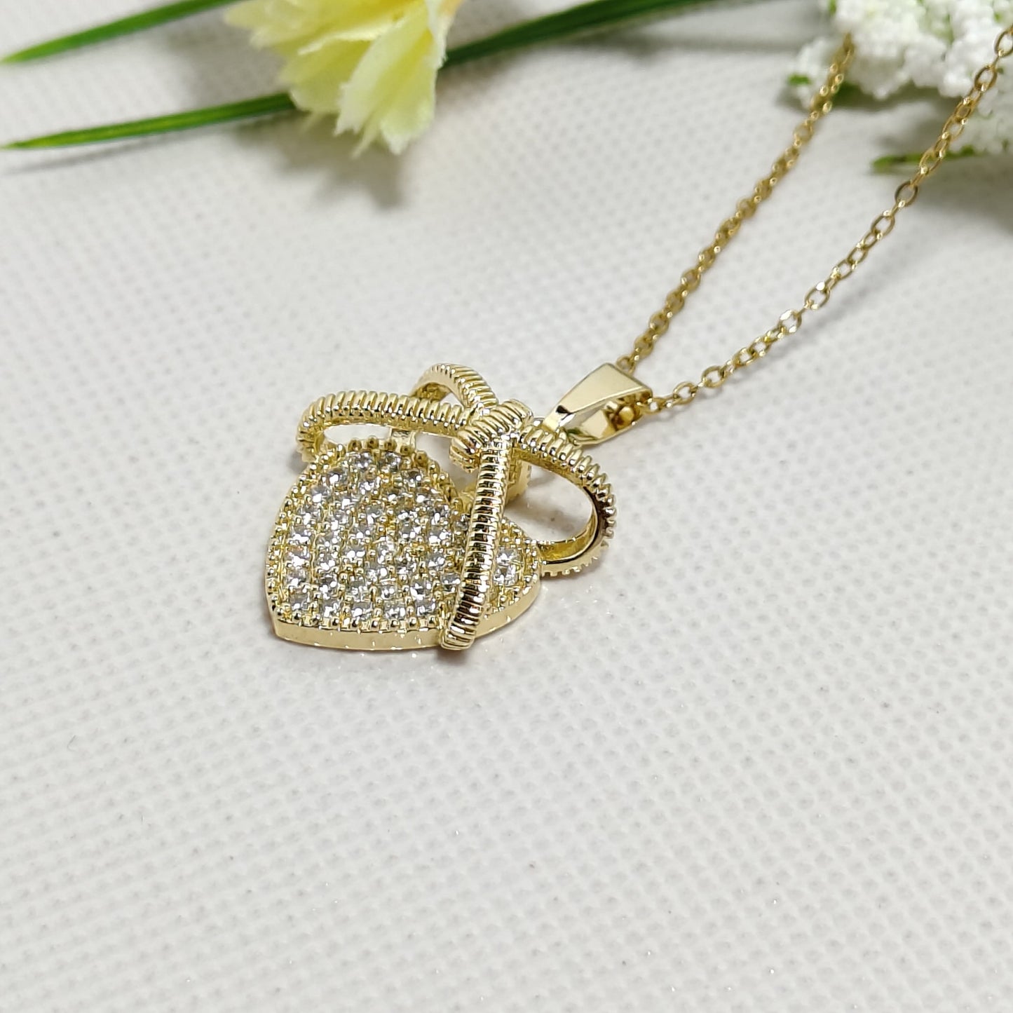Heart Pendant Necklace – Gold Plated with Sparkling Stones